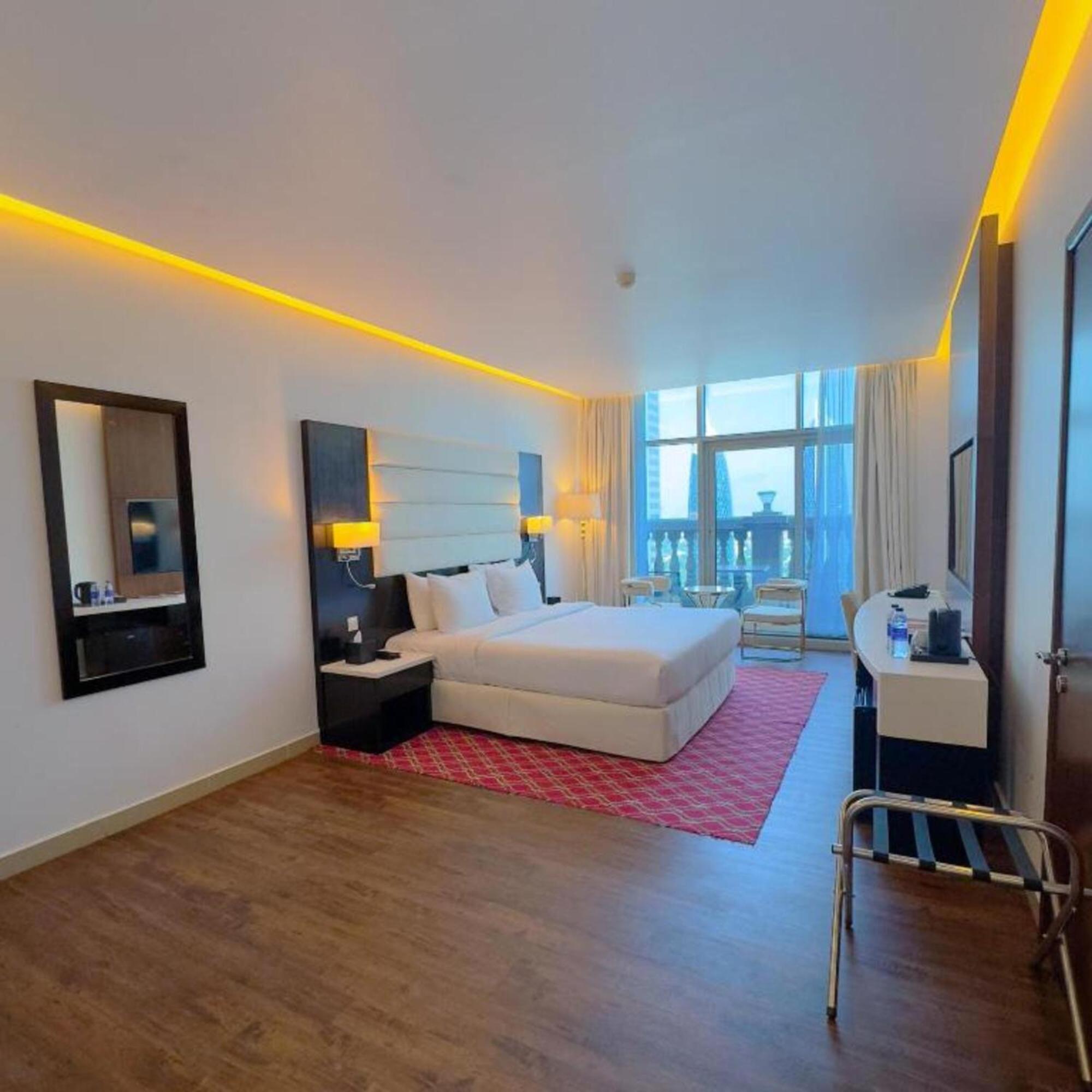 Emirates Grand Luxury Dubai